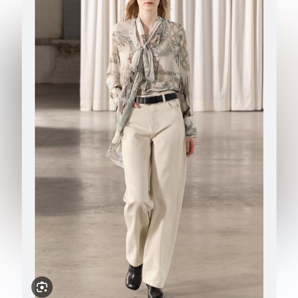 Zara Denim - Zara high rise wide leg jeans size 25